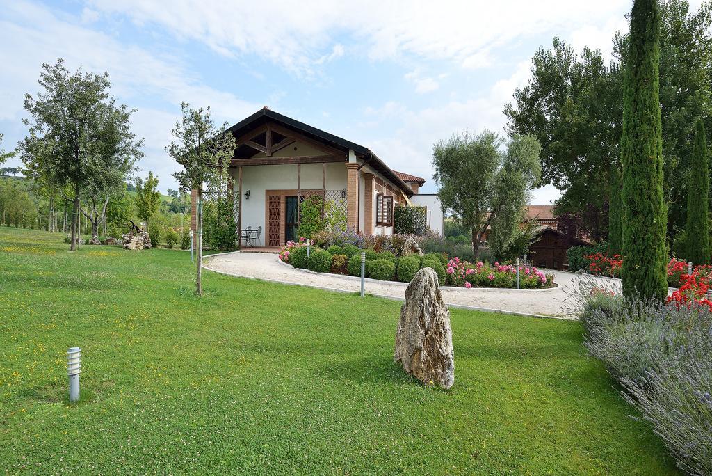 Agriturismo I Granai Crocemaroggia Eksteriør bilde