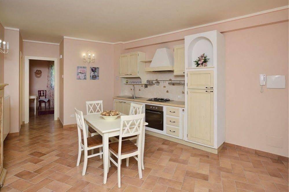 Agriturismo I Granai Crocemaroggia Eksteriør bilde